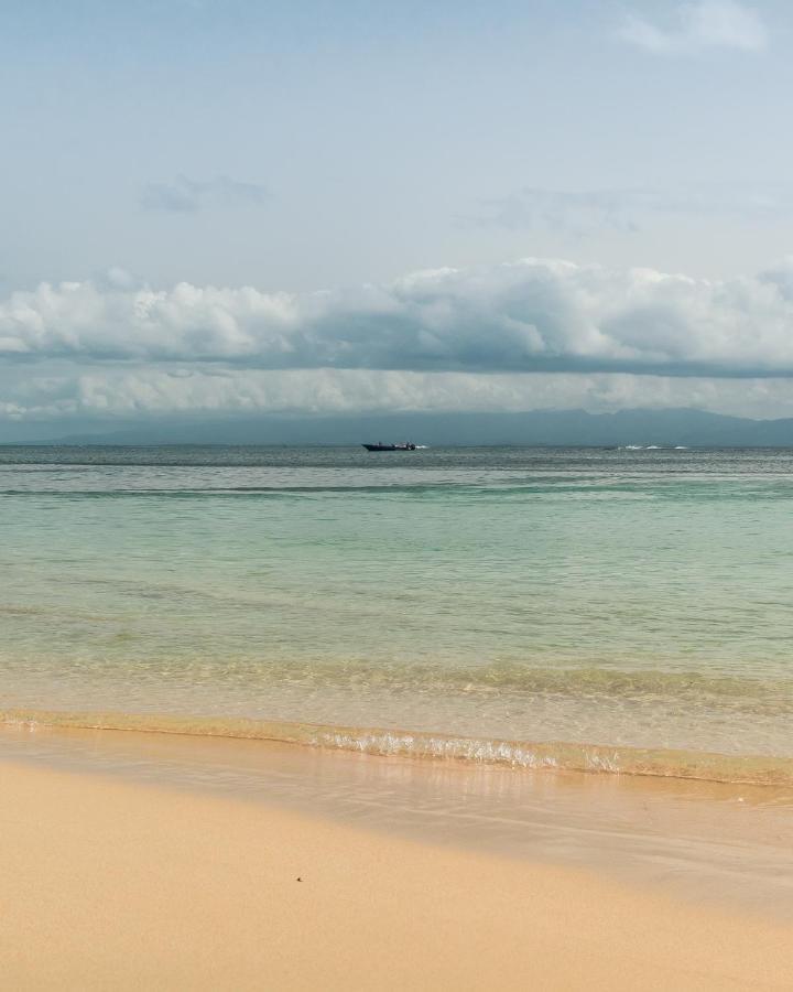Evasion En Plein Coeur De La Ville Studio Jacuzzis Sauna Et Piscine Au Centre De Port-Louis Εξωτερικό φωτογραφία
